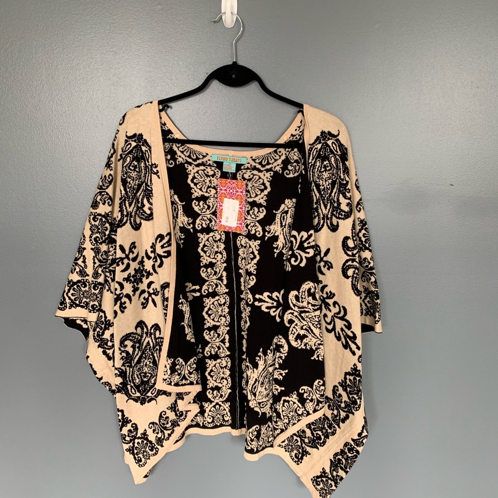 Flying Tomato Damasks Cardigan Black & Cream S/M